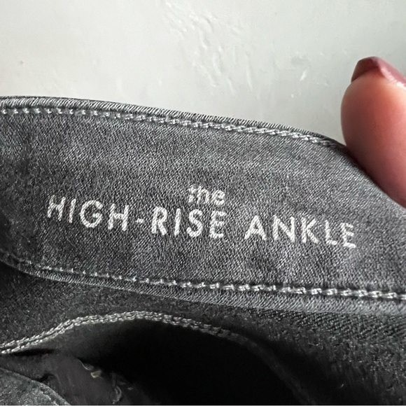 Liverpool Faded Black The High Ankle Skinny denim Jeans - Picture 10 of 12